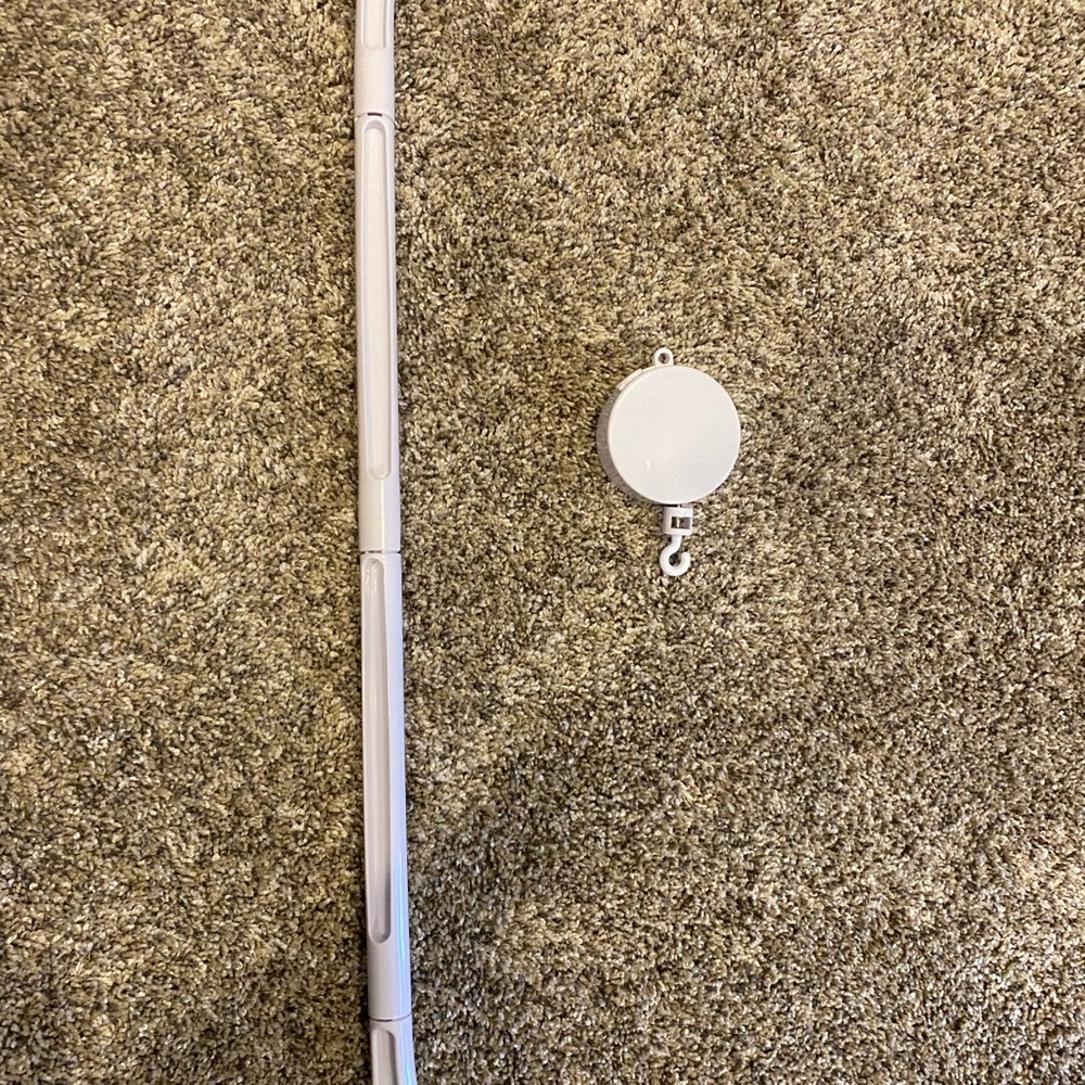 Mobile hanger with music box - Picture 3 of 8